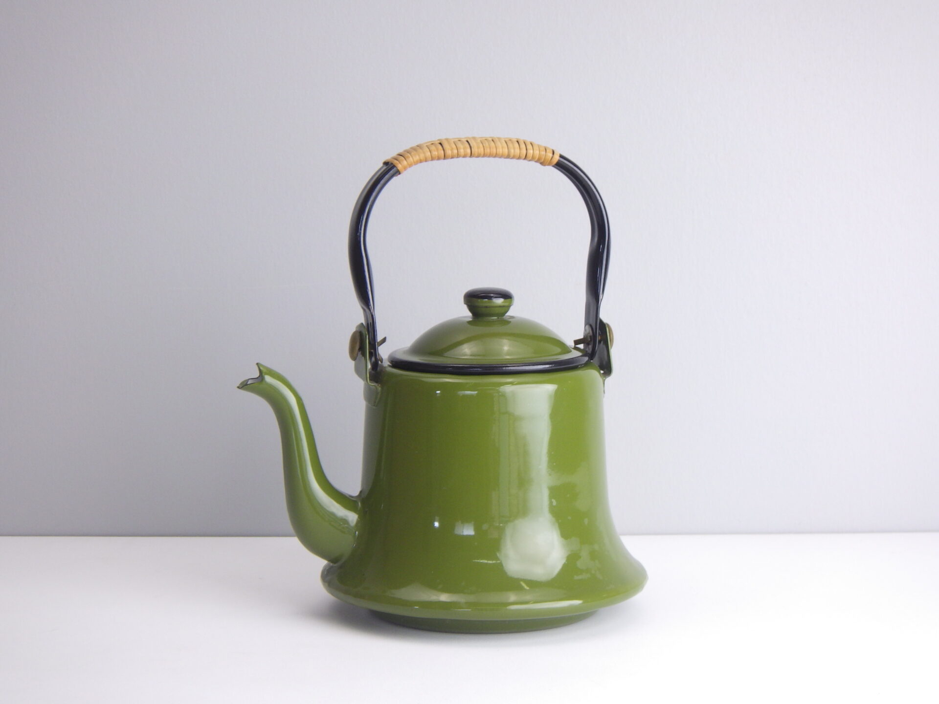 Vintage Enamel Kettle ビンテージ エナメル ケトル | JAM-DAY